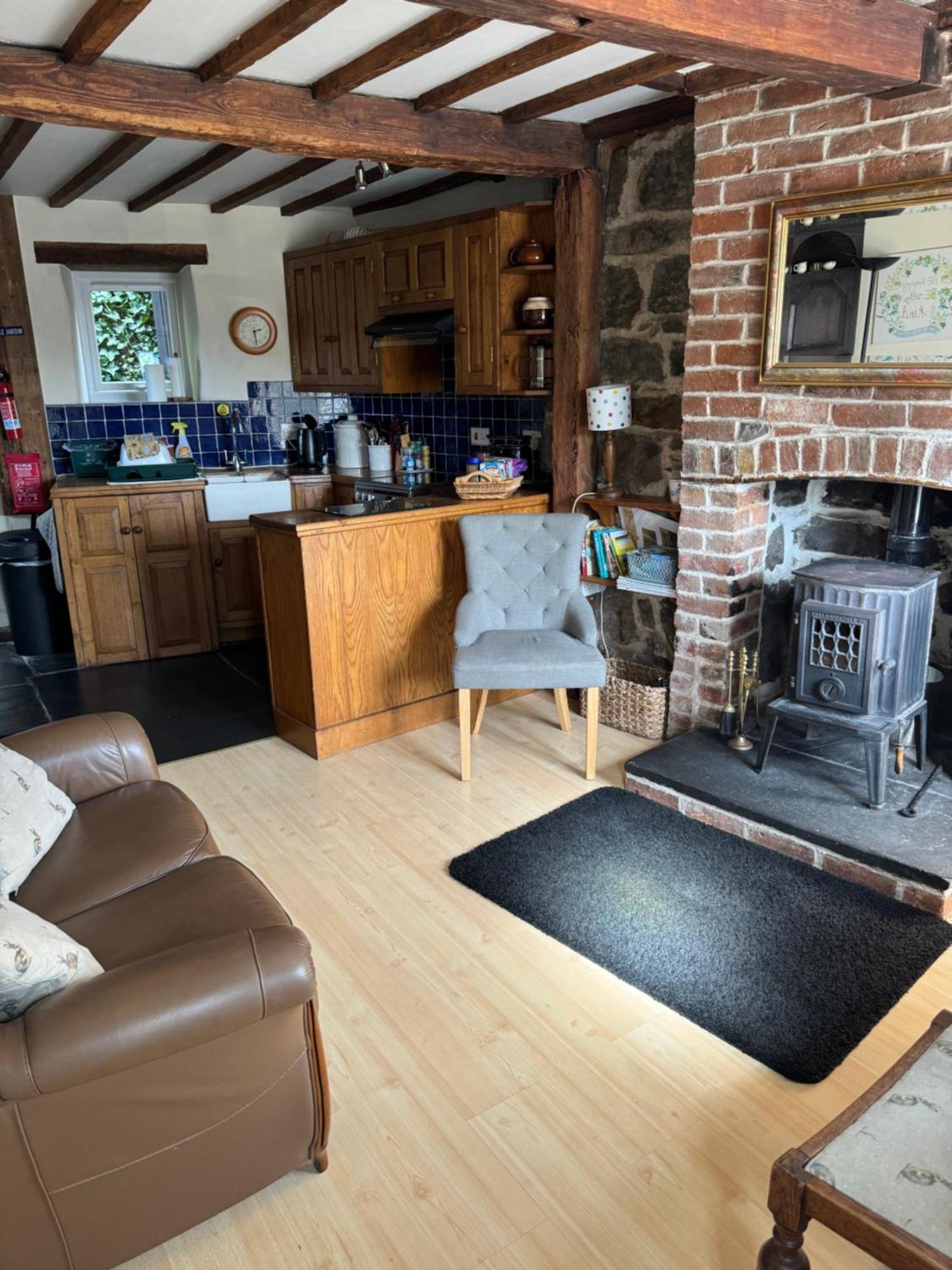 Annie’s Cottage Llanrhaeadr-ym-Mochnant Extérieur photo